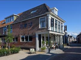 Fietshotel Zee van Tijd Holwerd, hotel sa Holwerd