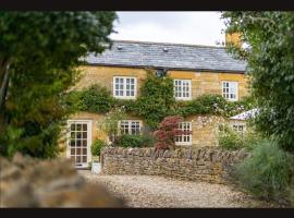 Wisteria Cottage , Pretty Cotswold Cottage close to Chipping Campden, παραθεριστική κατοικία σε Weston Subedge