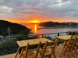 MY LODGE Naoshima, hotel v destinácii Naoshima