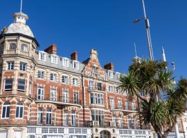 The Royal Hotel Weymouth، فندق في ويماوث