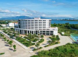 Navy Hotel Cam Ranh, hótel í Cam Ranh