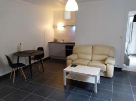 O'Couvent - Appartement 44 m2 - 1 chambre - rdc ext, lägenhet i Salins-les-Bains