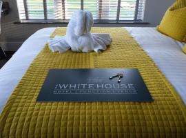 The Whitehouse Peterlee、ピーターリーのホテル