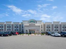 Wingate by Wyndham Detroit Metro Airport