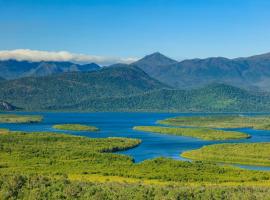 Vista Hinchinbrook, aparthotel a Cardwell