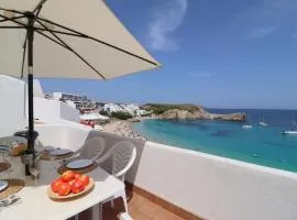 Belvedere, Family-friendly, Nice, First-line Apartment with Stunning Beach and Sea views,AC