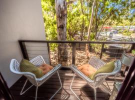 MARGARET FOREST RETREAT Apartment 129 - Located within Margaret Forest, in the heart of the town centre of Margaret River, spa apartment!, apartamentai mieste Margaret Riveris