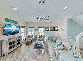 Steps to The Beach! Beautiful 4 BDRM 5 Bath Home W/Pool & Hot Tub, בית נופש בפורט ארנסס