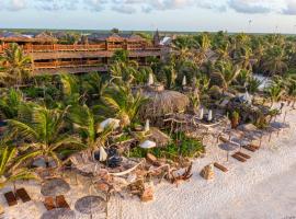 Kanan Tulum Treehouse, Rooftop, Beach Club & Spa - Adults Only, hotel en Tulum