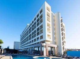 TRYP by Wyndham Lisboa Caparica Mar, partmenti szálloda Costa de Caparicában