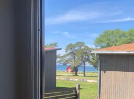 Gotland Tofta, Stuga med superläge! Havsutsikt på Tofta strand mindre än 10 minuter till en av Sveriges högst rankade golfbana!, hotel bajet di Visby