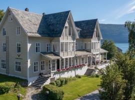 Visnes Hotel Stryn, hotell i Stryn