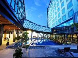 Holiday Inn Bandung Pasteur, an IHG Hotel