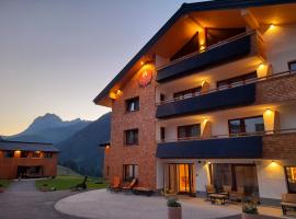 Alpin - Studios & Suites, hotel di Warth am Arlberg