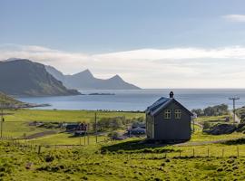 Feriehus med flott havutsikt ved Hauklandstranden, hotell på Leknes