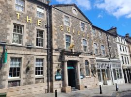 Golden Lion Hotel, hotelli kohteessa Stirling