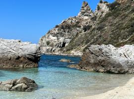 Akoya Rooms Capo Vaticano, hôtel à Capo Vaticano