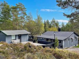 Holiday home Halden, cottage in Halden