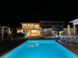 Quinta da Menina Guest House, pansion u gradu Vila Real