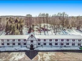 Snow Chasers Lodge, Hotel in Wakefield