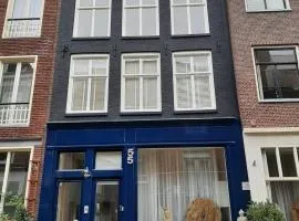 Amsterdam Lily apartment