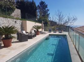 Luxurious, Quiet, and Peaceful, 3 floor villa, 5km from Monaco, hotel en La Turbie