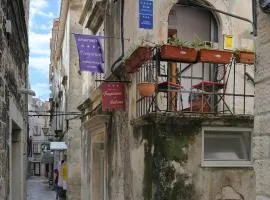 Apartments by the sea Trogir - 19575