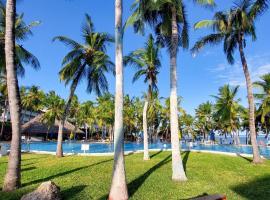 PrideInn Flamingo Beach Resort & Spa Mombasa, hotel en Mombasa