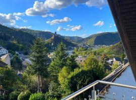 Fewo Burg,Mosel,Tal-Blick, hotel i Cochem