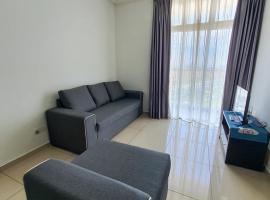 Condo @ Bukit Indah/ Legoland/ Eco Botanic 6 pax, hotel in Gelang Patah