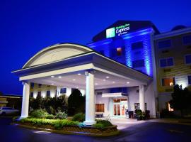 Holiday Inn Express Hotel & Suites Watertown - Thousand Islands, an IHG Hotel, hotel din Watertown