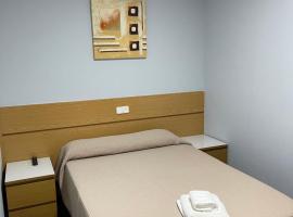 Hostal Tres Hermanos, hotel sa Getafe