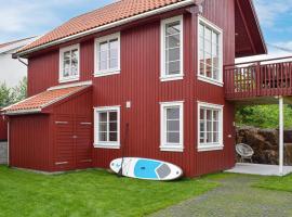 Lovely Home In Tvedestrand With Wifi, hotell i Tvedestrand