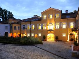 Grand Hotel Entourage - Palazzo Strassoldo, hotel u gradu 'Gorizia'