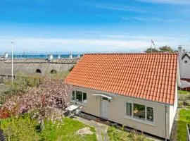 Nice Home In Gilleleje With Kitchen