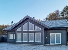 Amazing Home In Lyngdal With House Sea View