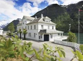 Fjærland Fjordstove Hotell - Huseby Hotelldrift AS