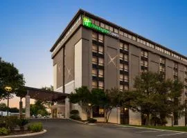 Holiday Inn Express - San Antonio Airport, an IHG Hotel