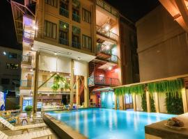 Lub d Cambodia Siem Reap - Near Pub Street & Angkor Wat, готель у місті Сіємреап