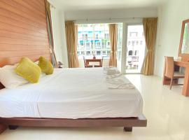 Sukcheewa Residence Phuket, hotel sa Patong Beach