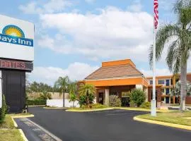 Days Inn by Wyndham N Orlando/Casselberry