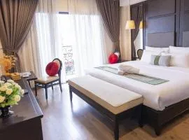 Hanoi Center Silk Charming Hotel & Travel