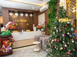 Tesoro Hotel, готель в районі Pham Van Dong Beach, у Нячангу