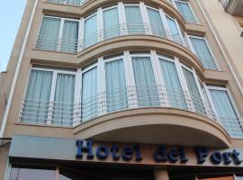 Hotel del Port: L'Ametlla de Mar'da bir otel