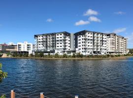 Waterline at Oceanside, hotel v destinaci Kawana Waters