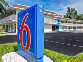 Motel 6 Dania Beach, hotel em Dania Beach