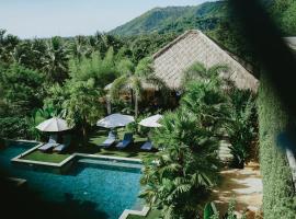 PORTER HOTEL - Surf & Yoga Retreat – hotel w Kuta Lombok