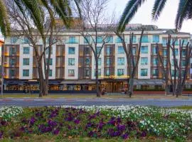 Dosso Dossi Hotels & Spa Downtown