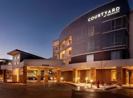 Courtyard by Marriott St. Louis West County