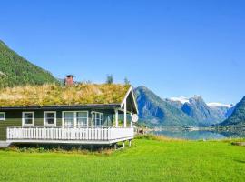 Awesome Home In Fjærland, hotell i Fjærland